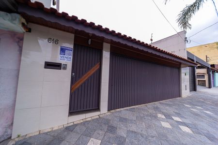 Casa à venda com 320m², 3 quartos e 2 vagasFachada