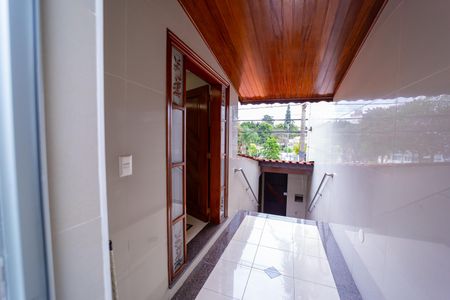 Casa à venda com 320m², 3 quartos e 2 vagasEntrada