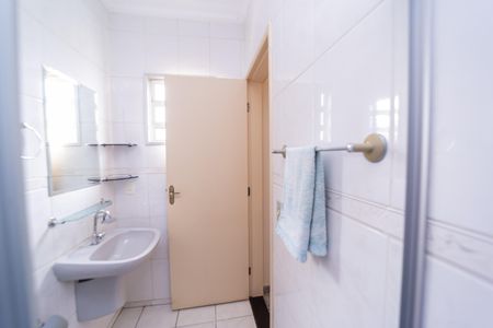 Casa à venda com 320m², 3 quartos e 2 vagasBanheiro da Edícula