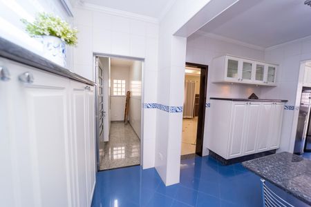 Casa à venda com 320m², 3 quartos e 2 vagasCozinha