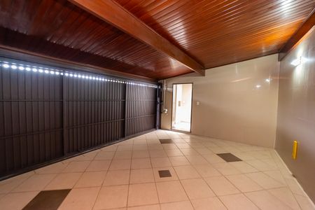 Casa à venda com 320m², 3 quartos e 2 vagasGaragem