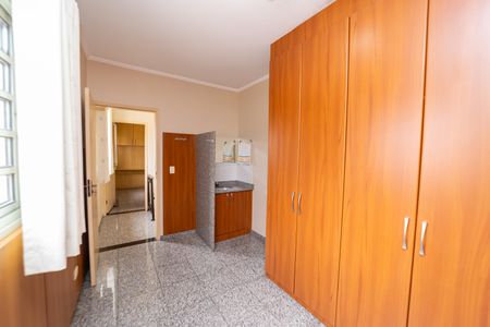 Casa à venda com 320m², 3 quartos e 2 vagasQuarto 1  Edícula