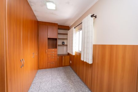 Casa à venda com 320m², 3 quartos e 2 vagasQuarto 1  Edícula