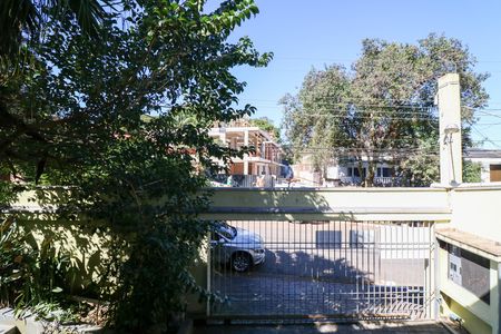 Casa à venda com 412m², 4 quartos e 6 vagas Casa à venda com 412m², 4 quartos e 6 vagasVaranda