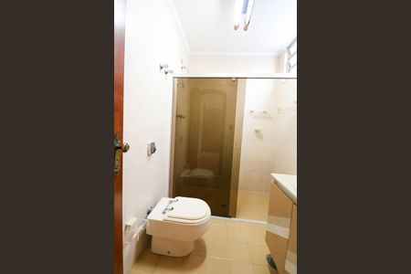 Casa à venda com 412m², 4 quartos e 6 vagas Casa à venda com 412m², 4 quartos e 6 vagasBanheiro da Suíte 3