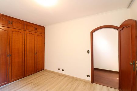 Casa à venda com 412m², 4 quartos e 6 vagas Casa à venda com 412m², 4 quartos e 6 vagasSuíte 2