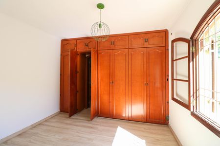 Casa à venda com 412m², 4 quartos e 6 vagas Casa à venda com 412m², 4 quartos e 6 vagasSuíte 4
