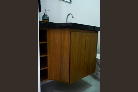 Studio à venda com 34m², 1 quarto e 1 vagaArmário Banheiro 