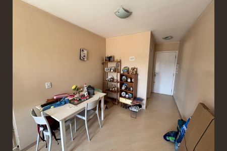 Sala de apartamento à venda com 2 quartos, 52m² em Vila Pierina, São Paulo