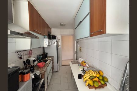 Apartamento à venda com 52m², 2 quartos e 1 vagaCozinha