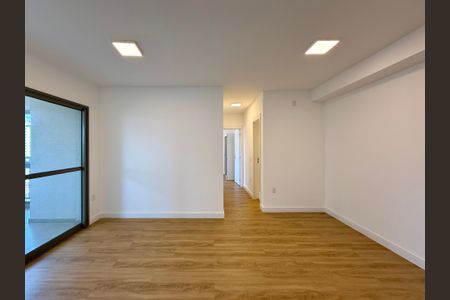 Apartamento para alugar com 72m², 2 quartos e 1 vaga Apartamento para alugar com 72m², 2 quartos e 1 vagaSala/Cozinha