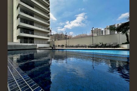 Apartamento para alugar com 72m², 2 quartos e 1 vaga Apartamento para alugar com 72m², 2 quartos e 1 vagaÁrea comum - Piscina