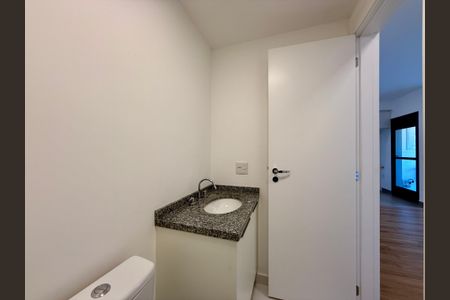 Apartamento para alugar com 72m², 2 quartos e 1 vaga Apartamento para alugar com 72m², 2 quartos e 1 vagaBanheiro Social