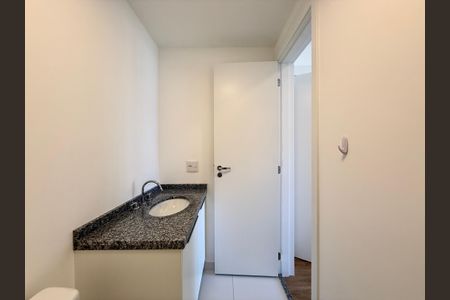 Apartamento para alugar com 72m², 2 quartos e 1 vaga Apartamento para alugar com 72m², 2 quartos e 1 vagaBanheiro da Suíte