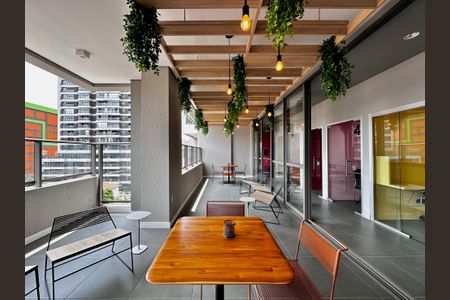 Apartamento para alugar com 72m², 2 quartos e 1 vaga Apartamento para alugar com 72m², 2 quartos e 1 vagaÁrea comum