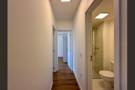 Apartamento para alugar com 72m², 2 quartos e 1 vaga Apartamento para alugar com 72m², 2 quartos e 1 vagaCorredor