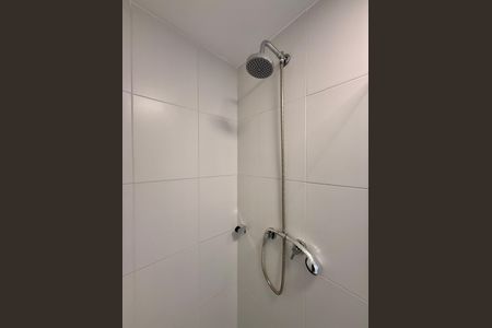 Apartamento para alugar com 72m², 2 quartos e 1 vaga Apartamento para alugar com 72m², 2 quartos e 1 vagaBanheiro da Suíte