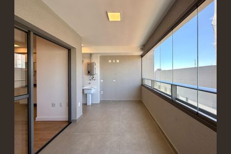 Apartamento para alugar com 72m², 2 quartos e 1 vaga Apartamento para alugar com 72m², 2 quartos e 1 vagaSacada