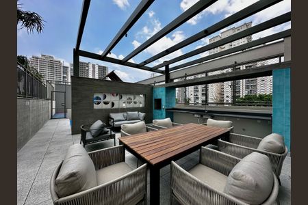 Apartamento para alugar com 72m², 2 quartos e 1 vaga Apartamento para alugar com 72m², 2 quartos e 1 vagaÁrea comum - Churrasqueira