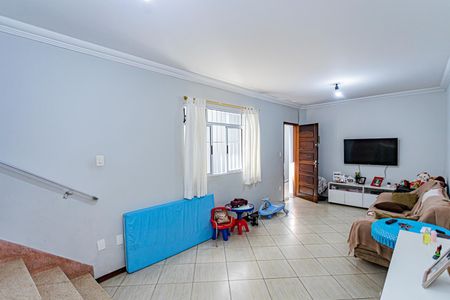 Sala de casa à venda com 3 quartos, 50m² em Jardim Monjolo, São Paulo