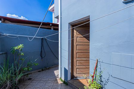 Vista da Sala de casa à venda com 3 quartos, 50m² em Jardim Monjolo, São Paulo