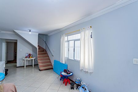 Sala de casa à venda com 3 quartos, 50m² em Jardim Monjolo, São Paulo