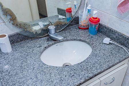 Casa à venda com 50m², 3 quartos e 1 vagaBanheiro Social