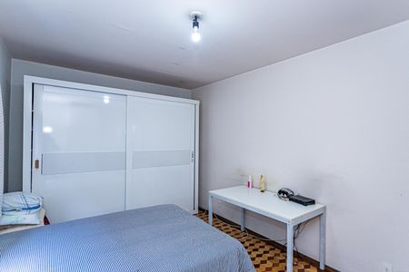 Casa à venda com 50m², 3 quartos e 1 vagaQuarto