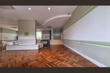 Apartamento à venda com 261m², 4 quartos e 4 vagasÁrea comum - Salão de festas