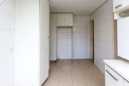 Apartamento à venda com 261m², 4 quartos e 4 vagasÁrea de Serviço