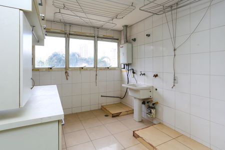 Apartamento à venda com 261m², 4 quartos e 4 vagasÁrea de Serviço