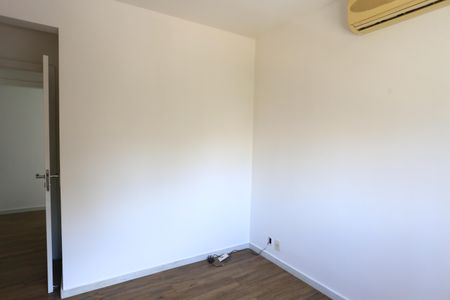 Apartamento à venda com 261m², 4 quartos e 4 vagassuíte 3