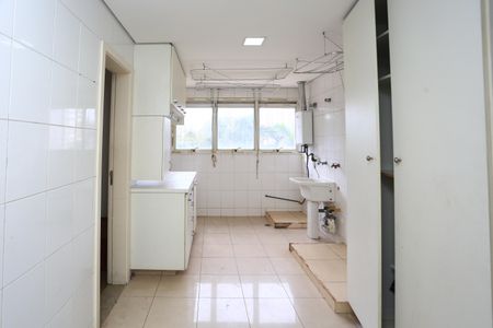 Apartamento à venda com 261m², 4 quartos e 4 vagasÁrea de Serviço