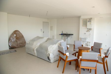 Apartamento à venda com 80m², 2 quartos e 1 vagaSala/Cozinha