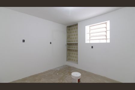 Casa para alugar com 130m², 1 quarto e 2 vagasQuarto