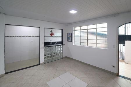 Sala  de casa para alugar com 3 quartos, 79m² em Vila Gustavo, São Paulo