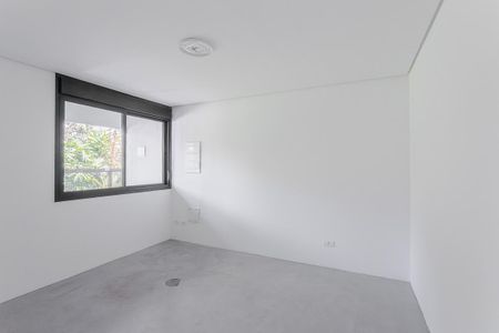 Casa para alugar com 530m², 4 quartos e 3 vagas Casa para alugar com 530m², 4 quartos e 3 vagasQuarto 1