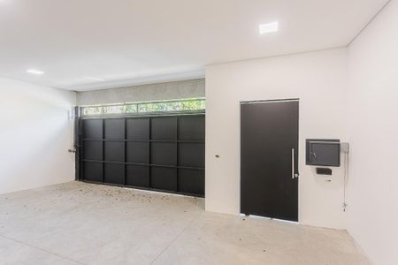 Casa para alugar com 530m², 4 quartos e 3 vagas Casa para alugar com 530m², 4 quartos e 3 vagasGaragem