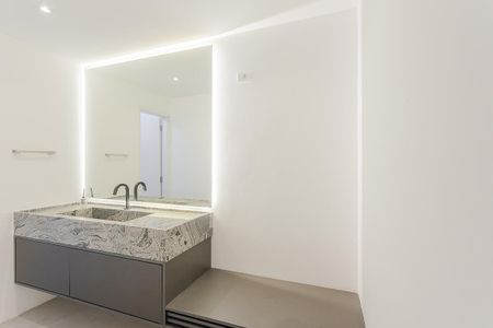 Casa para alugar com 530m², 4 quartos e 3 vagas Casa para alugar com 530m², 4 quartos e 3 vagasLavabo