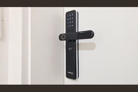 Apartamento para alugar com 75m², 2 quartos e 2 vagas Apartamento para alugar com 75m², 2 quartos e 2 vagasFechadura eletrônica