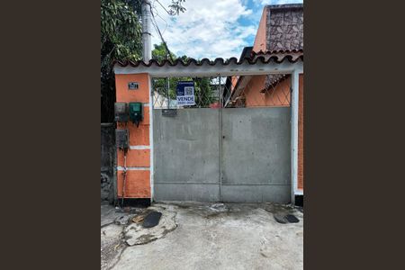 Casa à venda com 113m², 3 quartos e 1 vaga Casa à venda com 113m², 3 quartos e 1 vagaFachada