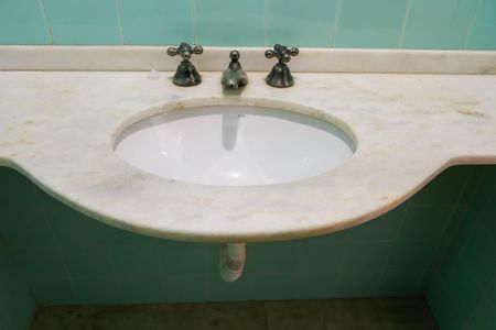 Casa à venda com 113m², 3 quartos e 1 vaga Casa à venda com 113m², 3 quartos e 1 vagaBanheiro Social