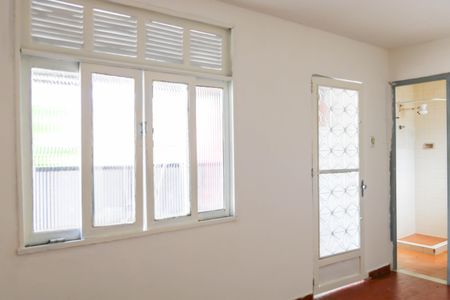 Casa à venda com 113m², 3 quartos e 1 vaga Casa à venda com 113m², 3 quartos e 1 vagaTerraço