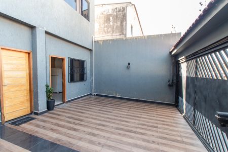 Studio para alugar com 28m², 1 quarto e 1 vaga Studio para alugar com 28m², 1 quarto e 1 vagaÁrea comum - Garagem
