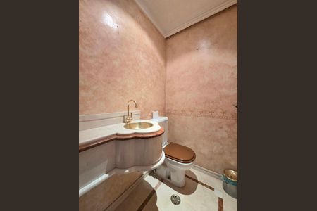 Apartamento para alugar com 228m², 4 quartos e 4 vagasLavabo