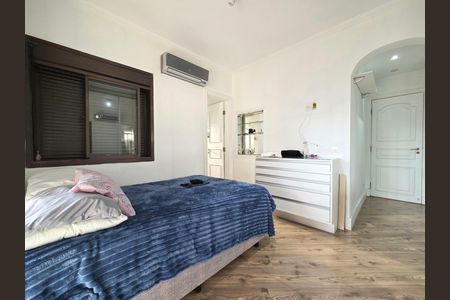 Apartamento para alugar com 228m², 4 quartos e 4 vagasSuíte 1