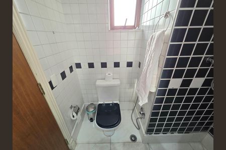 Apartamento para alugar com 228m², 4 quartos e 4 vagasBanheiro da Suíte 2