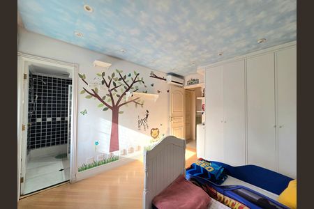 Apartamento para alugar com 228m², 4 quartos e 4 vagasSuíte 2