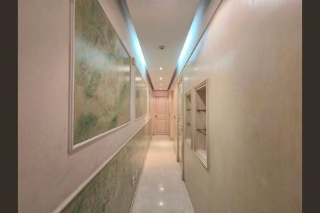 Apartamento para alugar com 228m², 4 quartos e 4 vagasCorredor