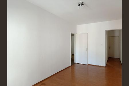 Apartamento à venda com 71m², 2 quartos e 1 vagaSala